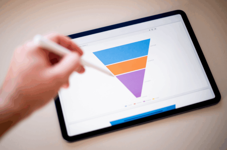 Fundo do Funil: 6 dicas para converter Leads em Clientes Fundo do Funil: 6 dicas para converter Leads em Clientes